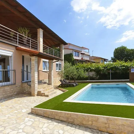 Holiday home Pina