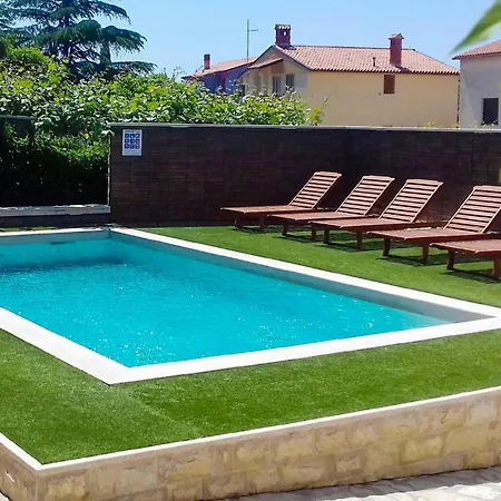 Pina Holiday home *